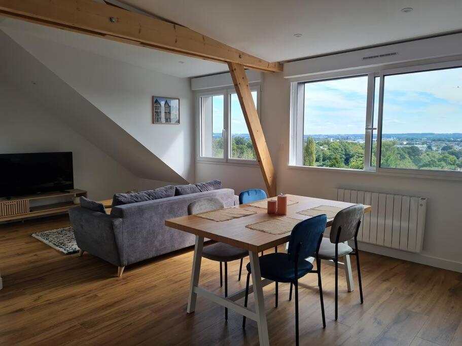 Avec Vue Apartment